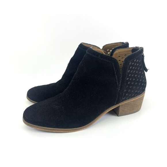 Susina Blakely Bootie Black Suede Perforated Back Zip Low Heel Ankle Womens 6 - Picture 2 of 11